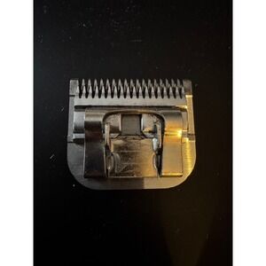 Oster Classic 76 Detachable Clipper Blade Size 1 3/32 2.4mm Silver USA NK 76-01